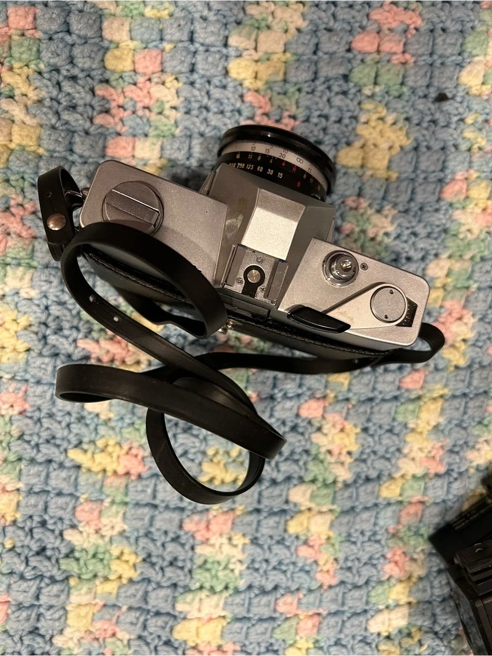 528TL 35mm Camera with Extra Lenses & Flashes - Black/Silver